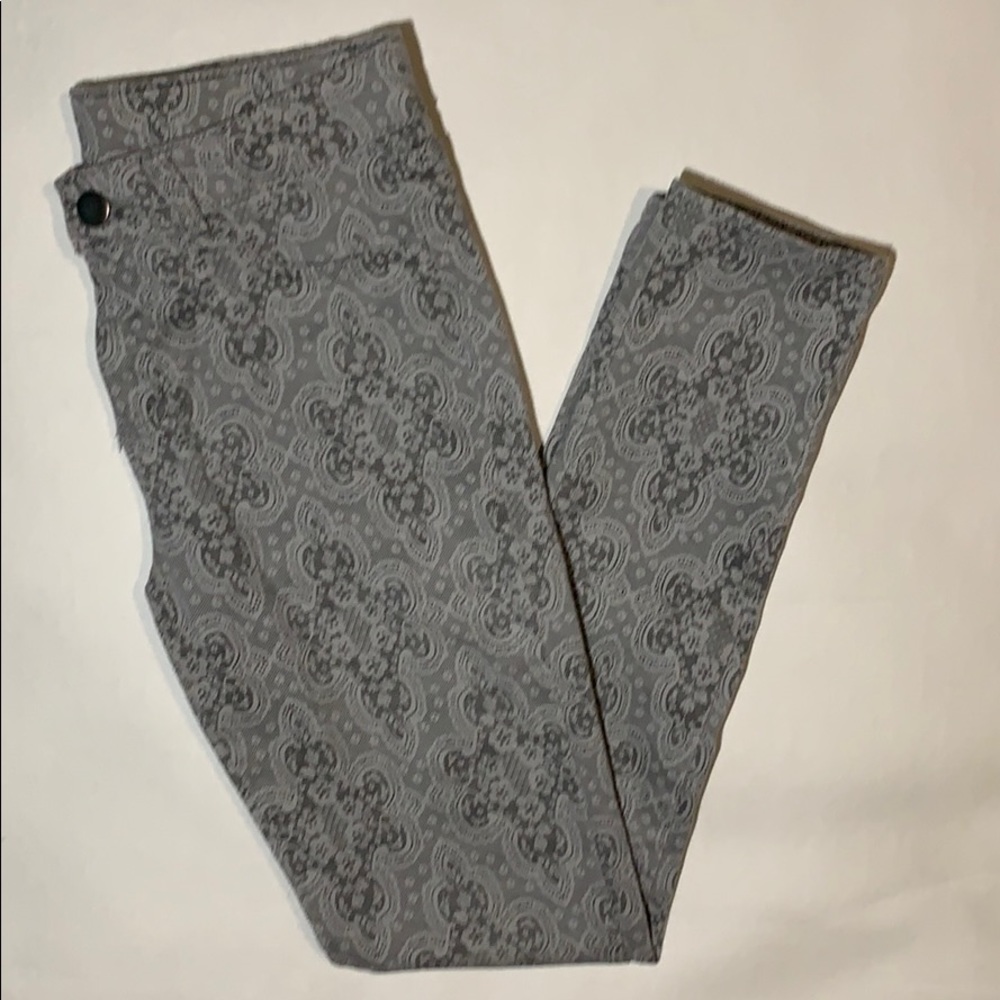 Girls skinny jeans. Size 14